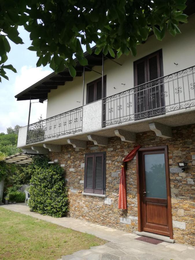 Casale Cadeloro Villa Nebbiuno Exteriör bild